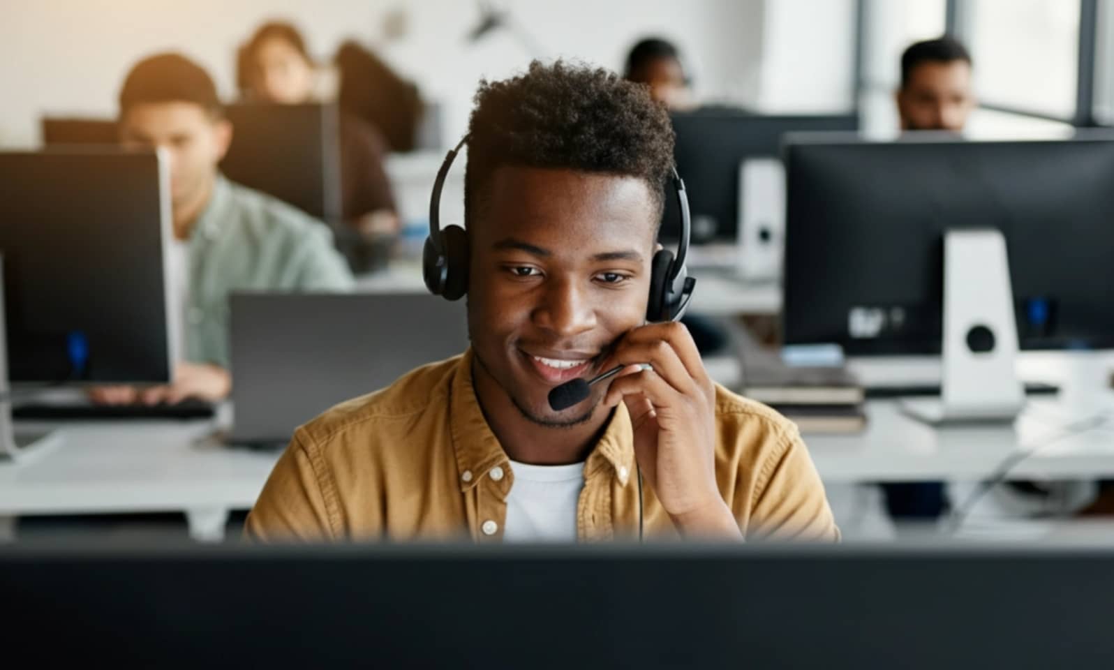 What Makes the Best Cold Caller Traits, Tools, and Tips for High-Impact Prospecting