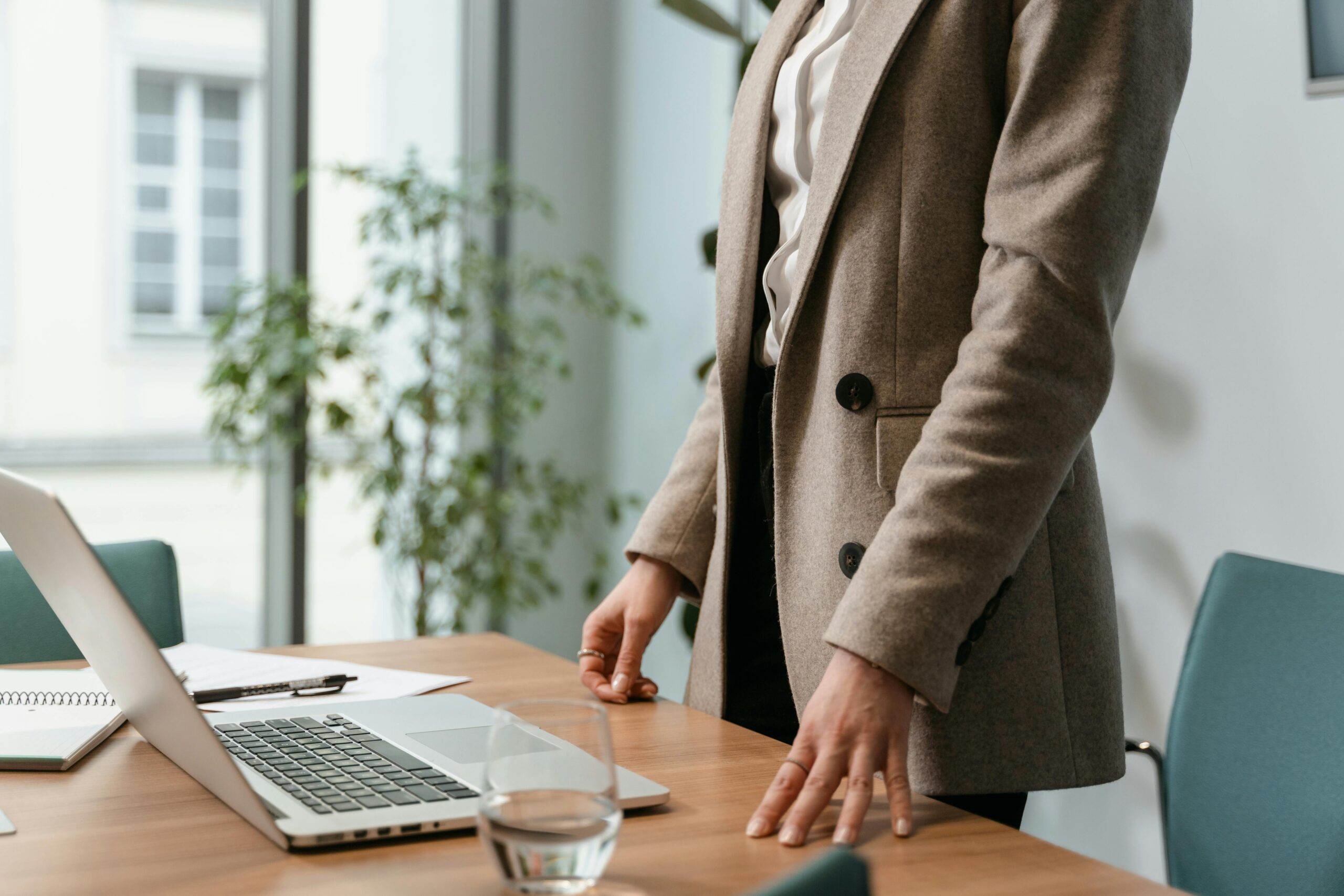 The Businessly Method for Finding Elite Professionals